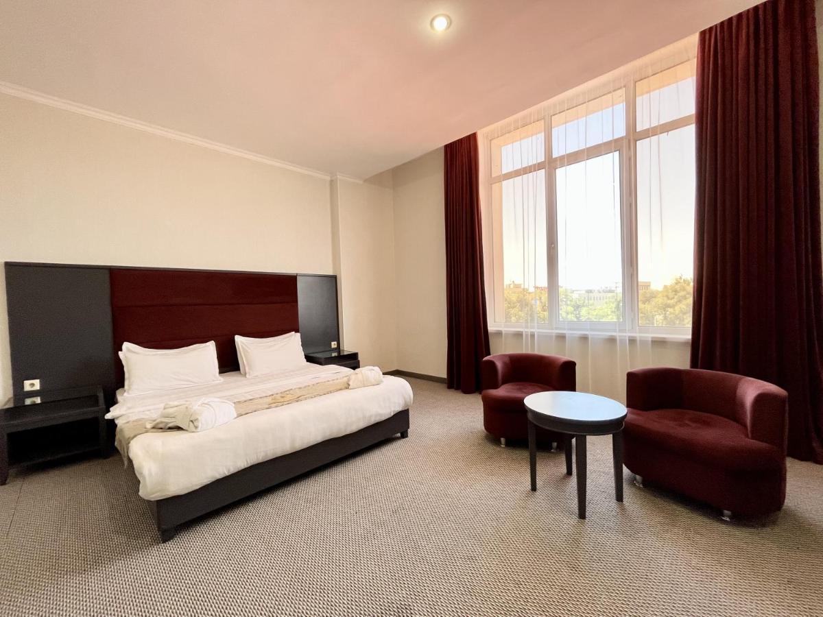 Almaty Grand Erbil Hotel Екстериор снимка
