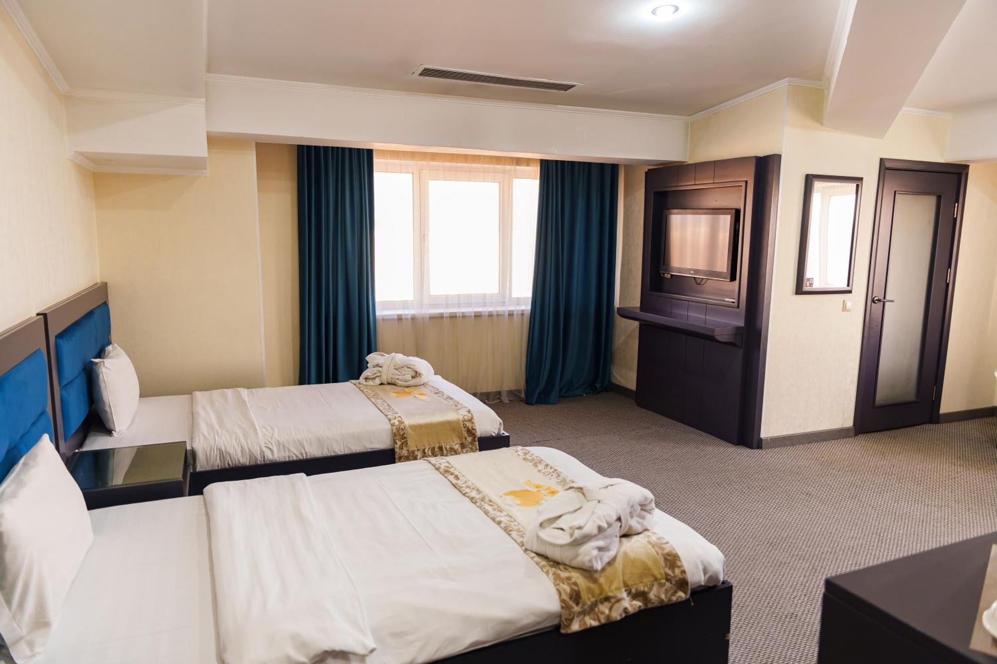 Almaty Grand Erbil Hotel Екстериор снимка
