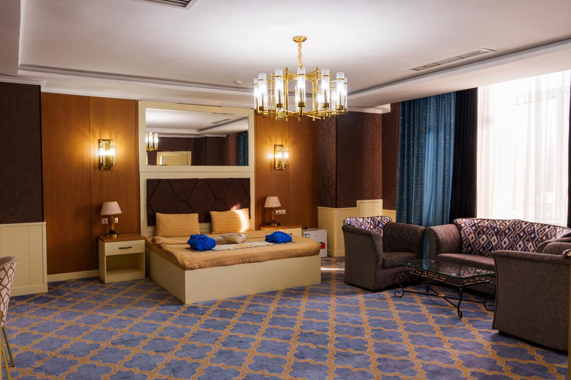 Almaty Grand Erbil Hotel Екстериор снимка